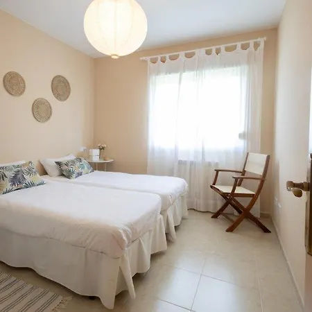 Bajo En El Campo De Golf - Mino Apartment