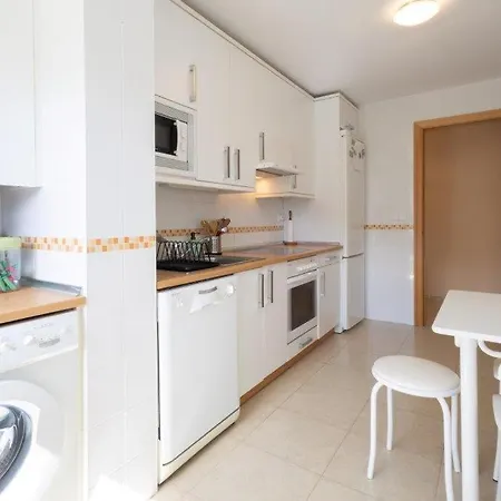 Apartment Bajo En El Campo De Golf - Mino A Coruna