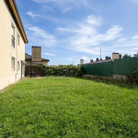 Bajo En El Campo De Golf - Mino Apartment *