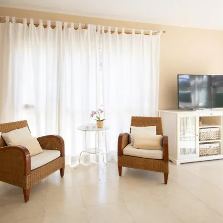 Apartment Bajo En El Campo De Golf - Mino A Coruna